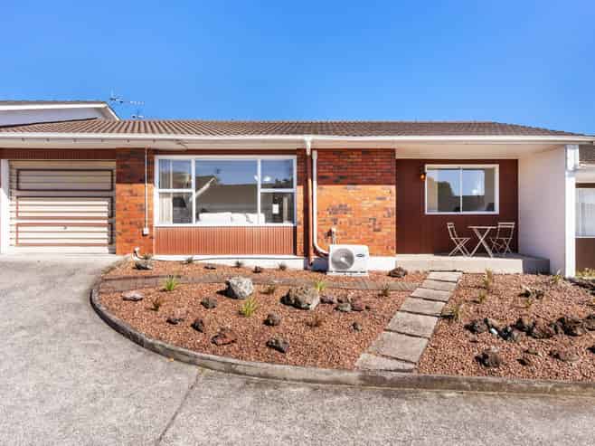 2/69 Titirangi Road, New Lynn