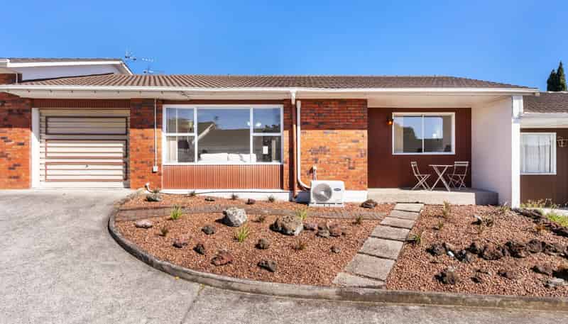 2/69 Titirangi Road, New Lynn