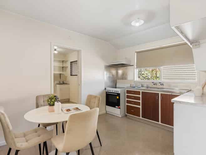 2/69 Titirangi Road, New Lynn
