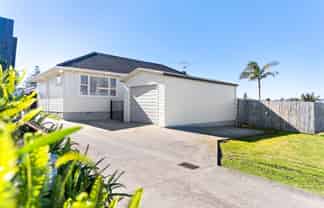 62 Howe Street, Howick