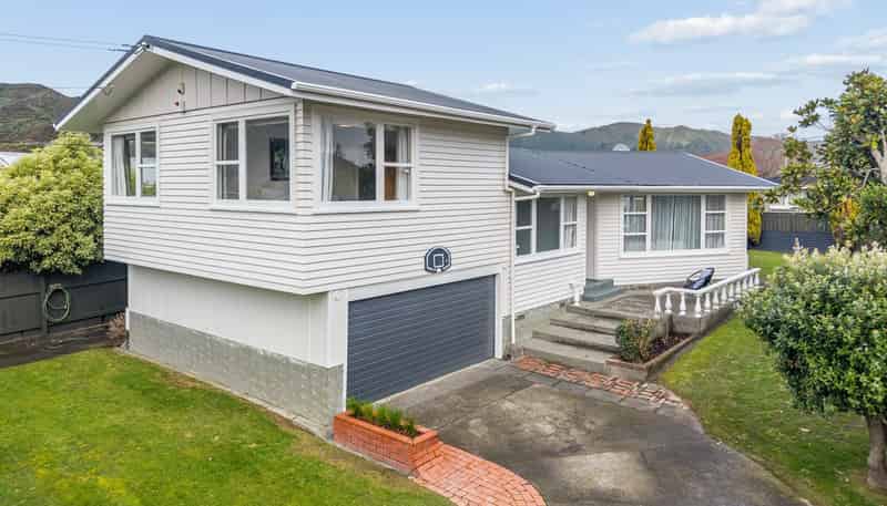 36 McDonald Street, Taita