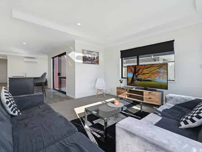 8 Friesian Way, Papamoa