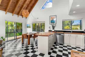 123 Mangawhai Heads Road, Mangawhai Heads