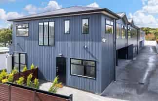 70 Portage Road, New Lynn