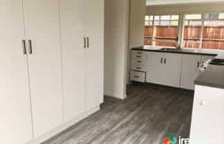 Room 3/6 Mermaid Place, Southshore