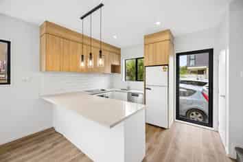 1/11 Karamu Street, Te Atatu Peninsula