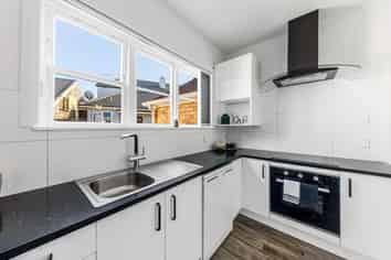1/5 Lister Street, Point Chevalier