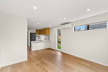Auckland - Address withheld