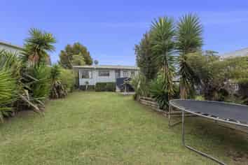 36 Thomas Street, Tikipunga