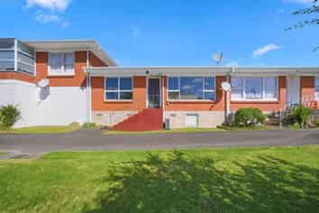 2/270 East Coast Road, Forrest Hill