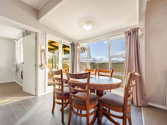 906 Tamatea Place, Mahora