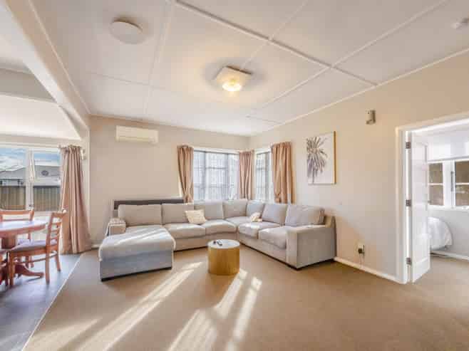 906 Tamatea Place, Mahora