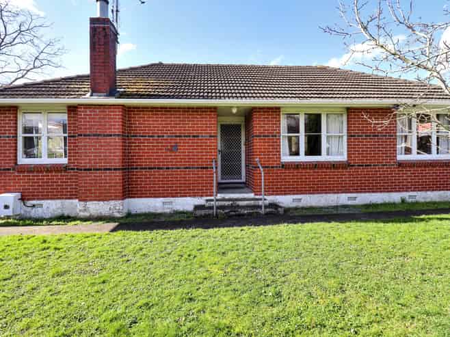 1 Field Street, Silverstream