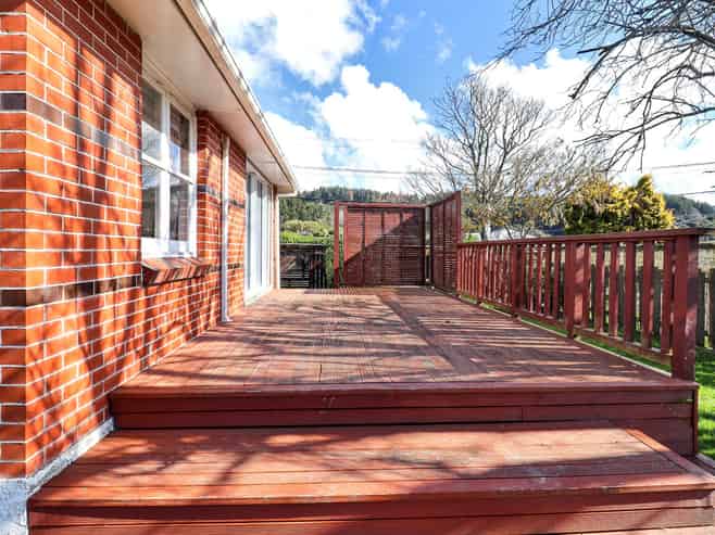 1 Field Street, Silverstream