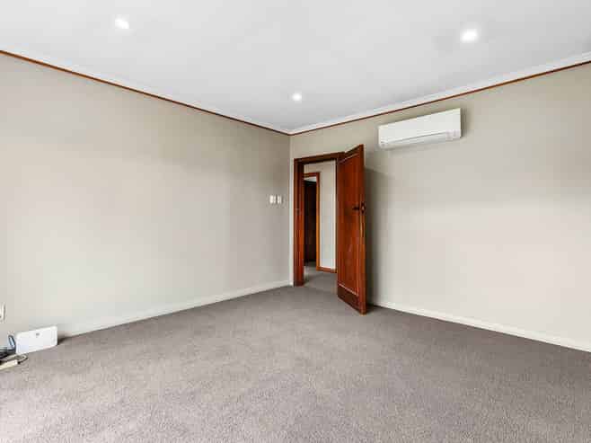 69 Bamford Street, Woolston