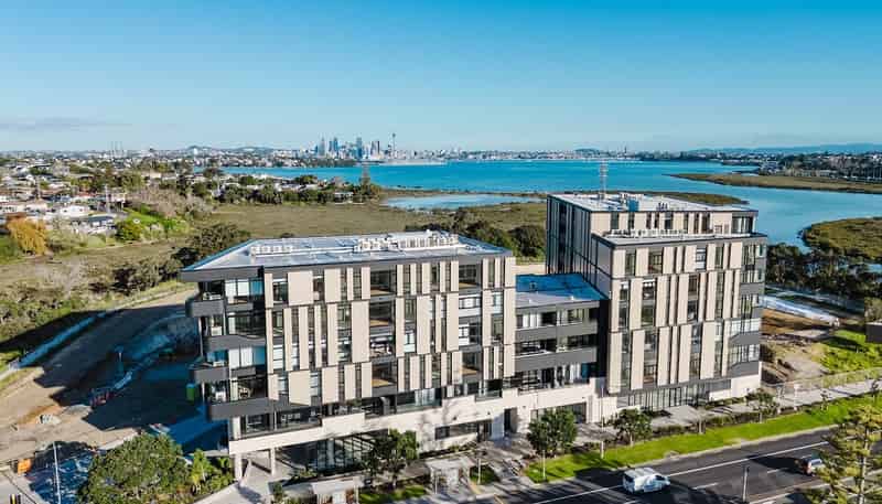 610/48 Esmonde Road, Takapuna