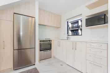 8/59 Matipo Road, Te Atatu Peninsula