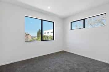 24E Lincoln Park Avenue, Massey