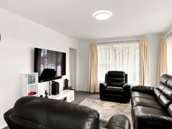 1/654 Cashel Street, Linwood