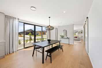 2 Pinn Street, Lake Hawea