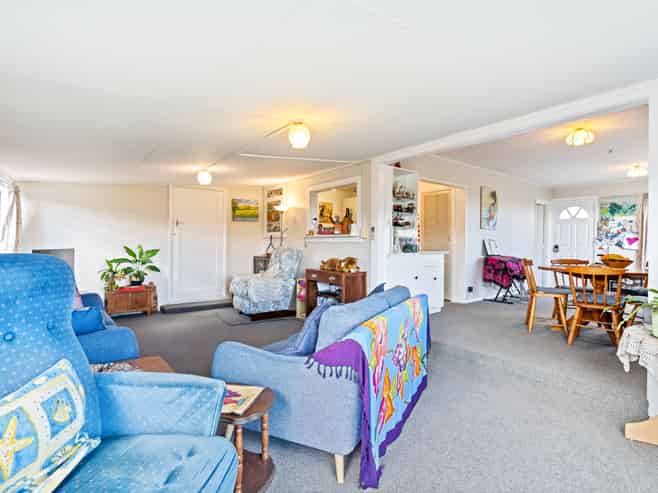76 Park Avenue, WAITARERE BEACH