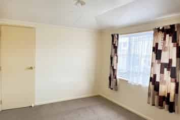 2/450 Richardson Road, Mount Roskill