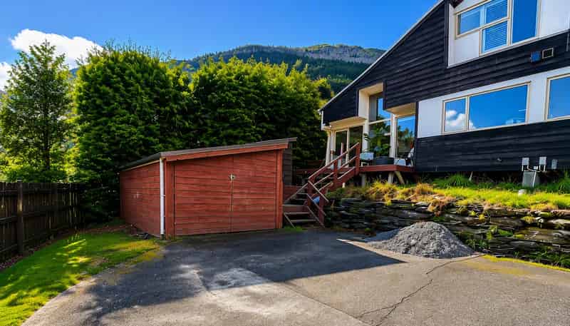 35A Watts Road, Fernhill/Sunshine Bay