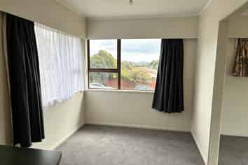 144 Prince Regent Drive, Half Moon Bay