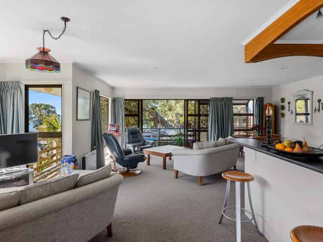 1 Moana Terrace, Snells Beach
