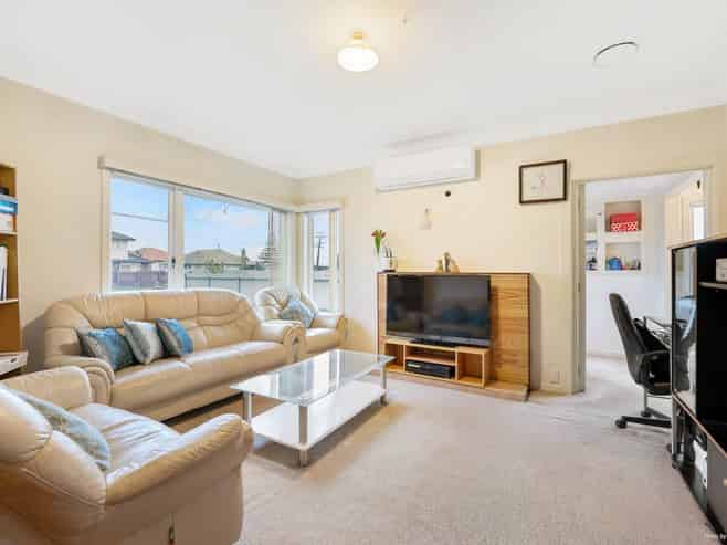 42 Ranfurly Road , Papatoetoe