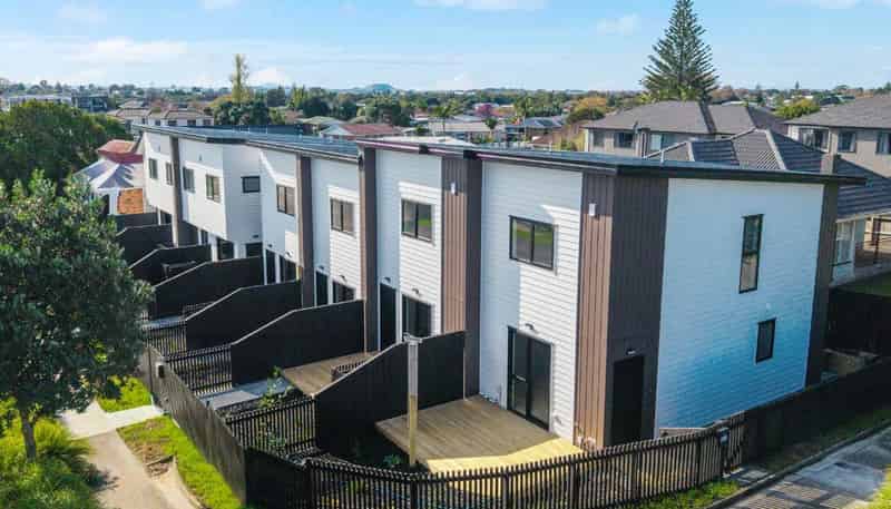 571 Massey Road, Mangere