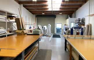 Showroom/Warehouse