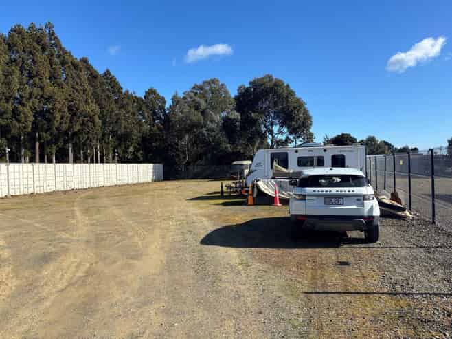 Bruce Road Storage Business & Freehold Opportunity