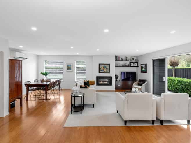 95A Edgeware Road, Saint Albans