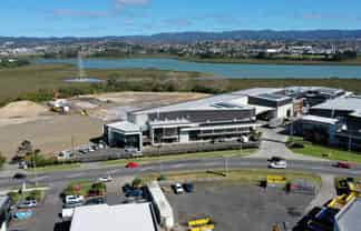 Office plus flexible warehouse option