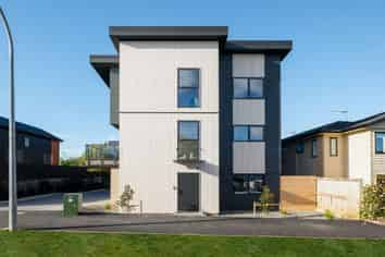 1/1 Manning Street, Hamilton Central