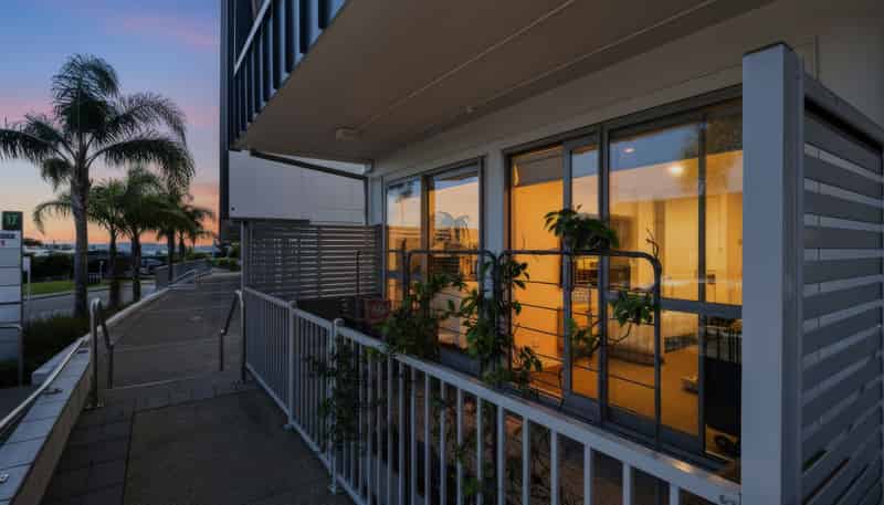 6/17 Link Crescent, Stanmore Bay