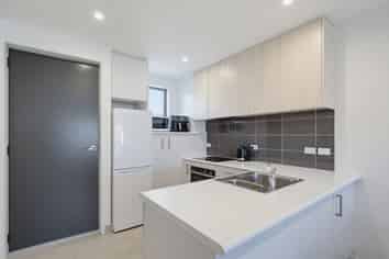 6/17 Link Crescent, Stanmore Bay