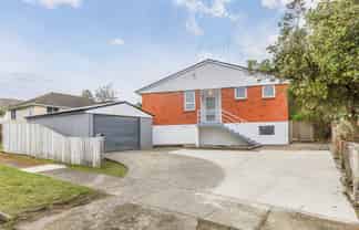 38 Owhiti Street, Titahi Bay