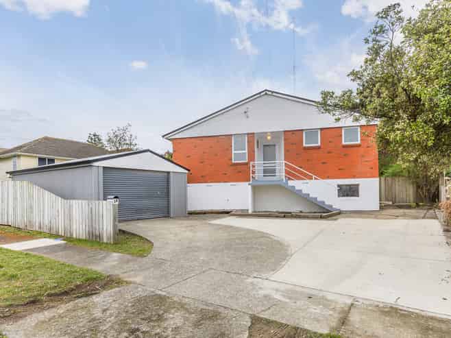 38 Owhiti Street, Titahi Bay