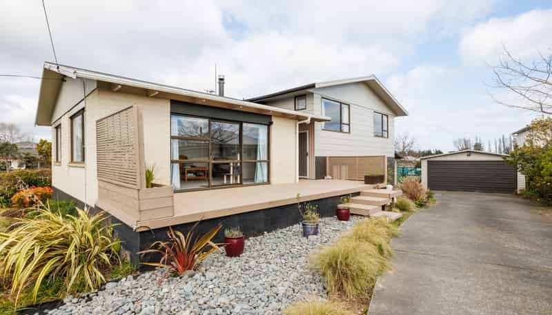 10 Oaklea Avenue, Marton