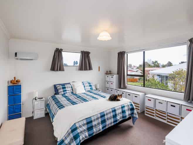 10 Oaklea Avenue, Marton