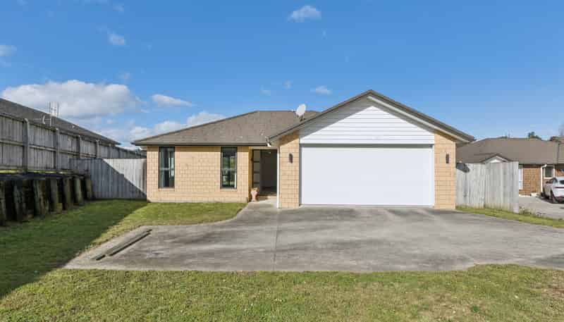 16 Manuka Road, Huntly