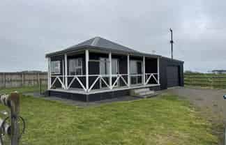 1099A Oeo Road, Opunake