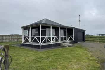 1099A Oeo Road, Opunake