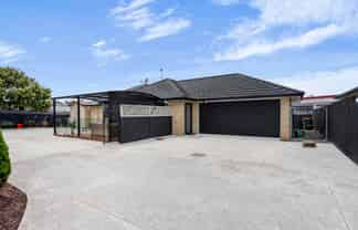 20 Cinnamon Road, Mangere