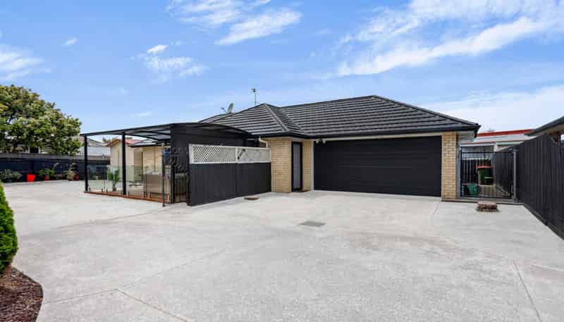 20 Cinnamon Road, Mangere