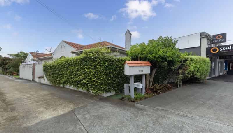 2/722 Manukau Rd, Royal Oak