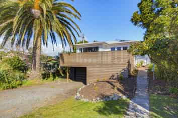 23 Tui Road, Raumati Beach
