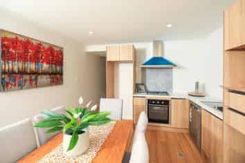 2/47  York Street , Hamilton East